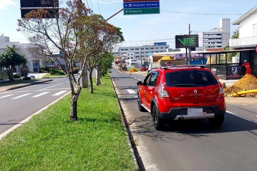 Criciúma: avenida Gabriel Zanette terá trânsito em meia pista nesta quinta-feira