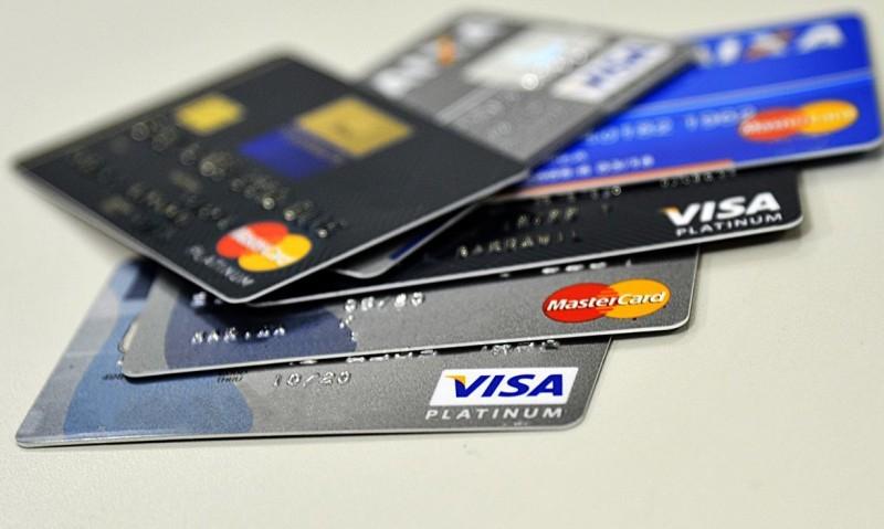 BC informa que teto para rotativo vale a partir desta quarta-feira