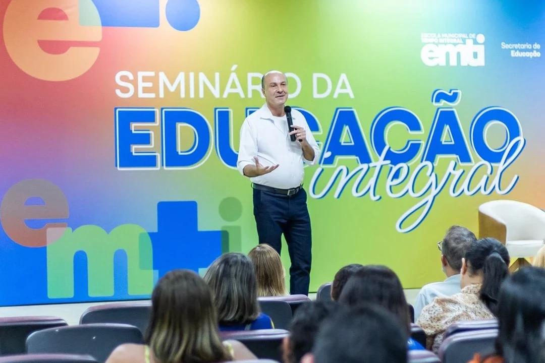 Bairro da Juventude promove seminário sobre educação integral
