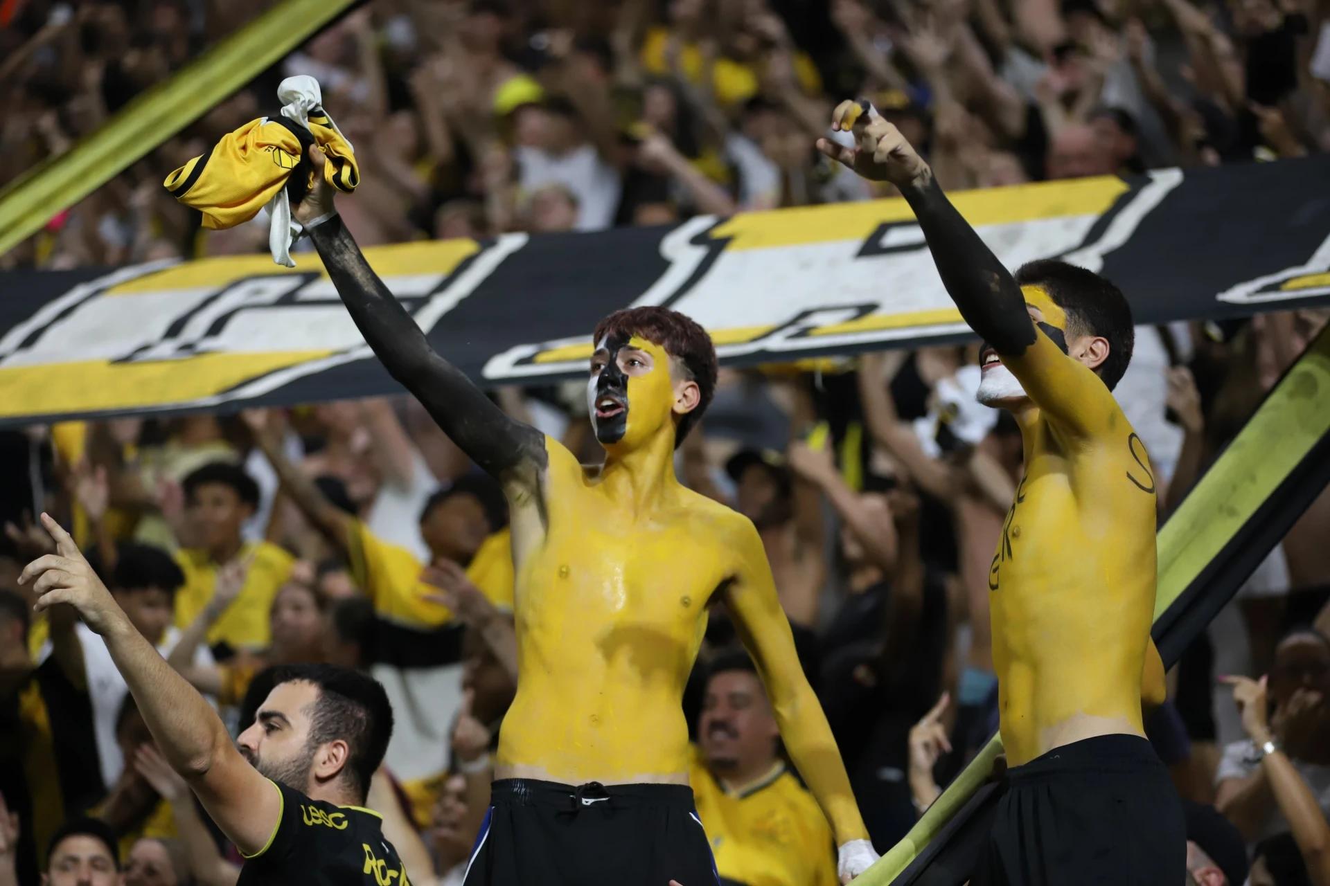 Criciúma define novas datas para lançamentos das camisas tricolor e branca