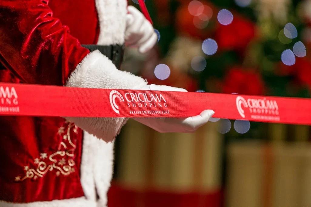 Com chegada do Papai Noel, Criciúma Shopping abre temporada de Natal neste sábado