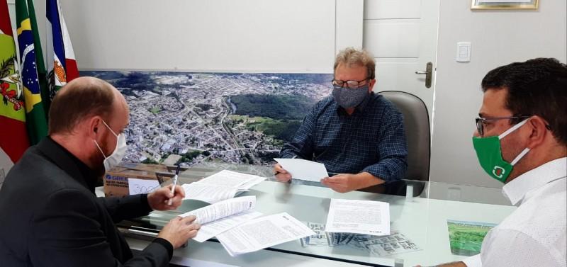 Folha de pagamento: Prefeitura renova contrato com a Caixa