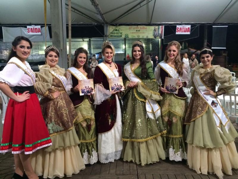 Falta menos de um mês para a XVII Festa do Vinho