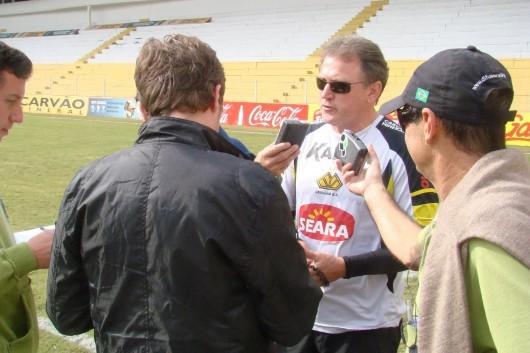 Édson Gaúcho repete a dose