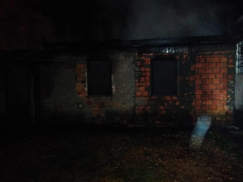 Família consegue escapar de incêndio em residência em Forquilhinha