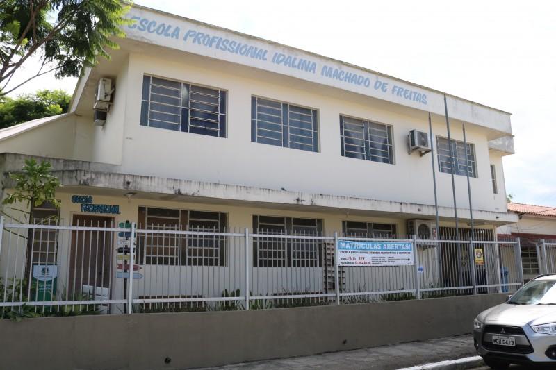 Escola Profissional abre período de matrícula para curso de Informática Básica nesta segunda-feira