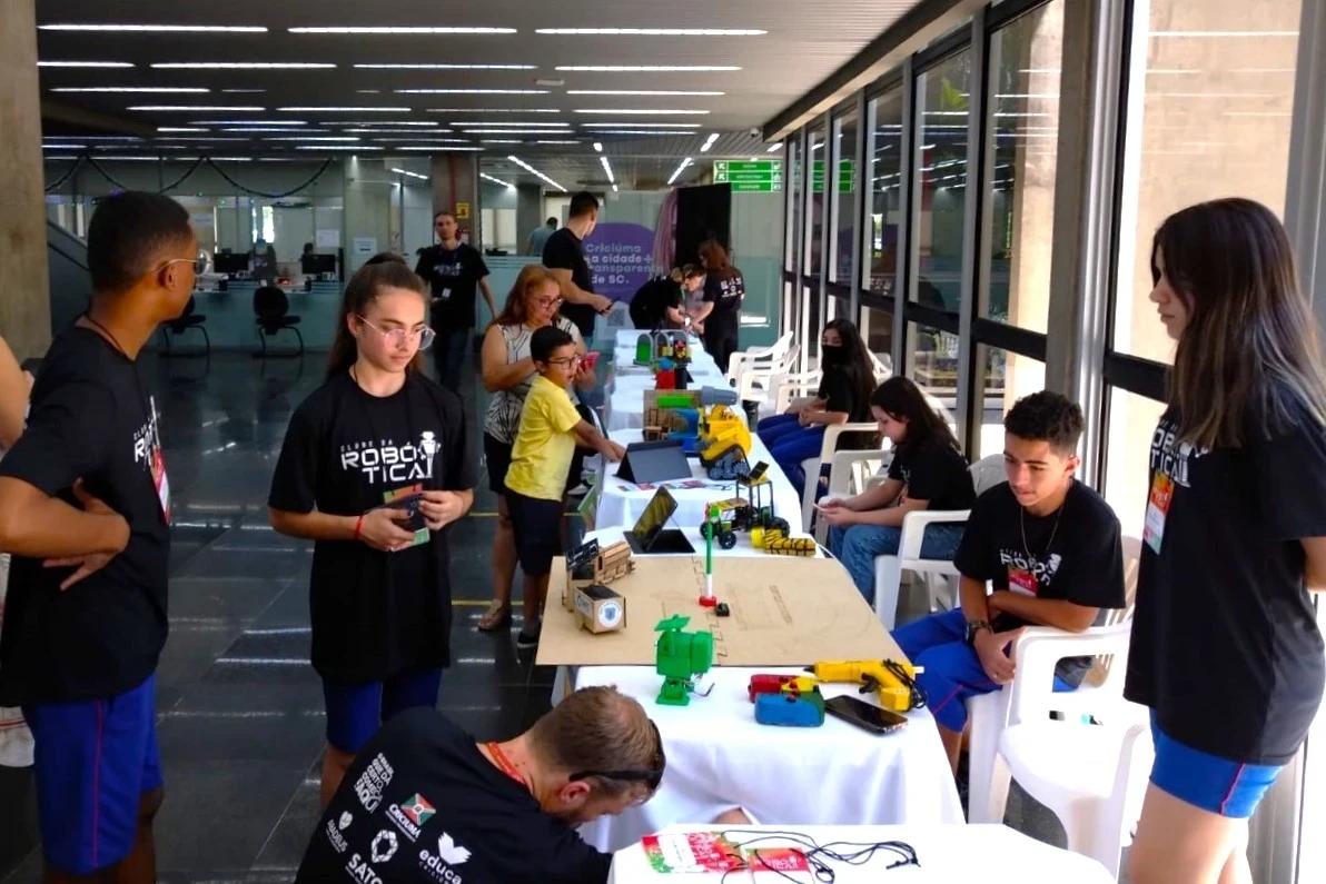Criciúma realizará sexta Feira Municipal de Robótica neste sábado