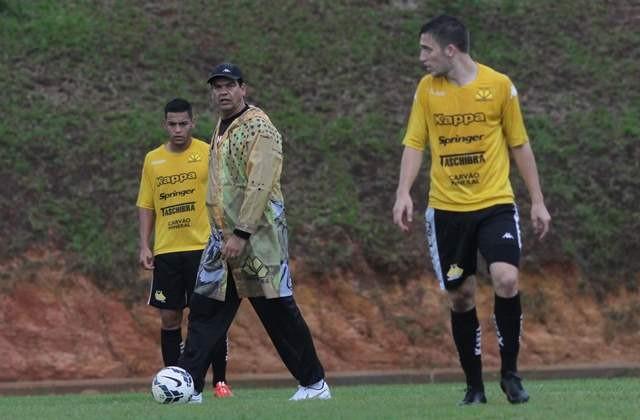 Com novidades dentro e fora do gramado, Criciúma enfrenta o Bragantino