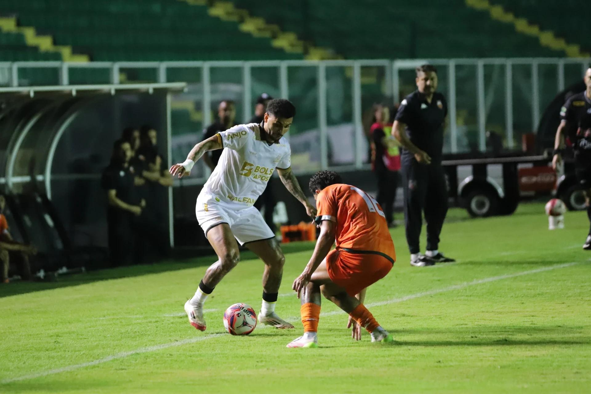 Criciúma sai atrás na final da Taça Acesc após derrota no Orlando Scarpelli