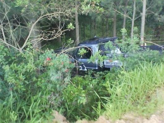 Saída de pista deixa motorista ferido em Jaguaruna