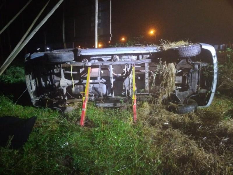 Araranguá: motorista fica ferido em capotamento na SC-447