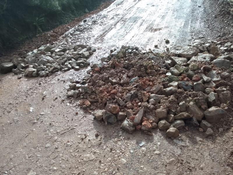 Moradores reclamam de estrada estadual em São Joaquim