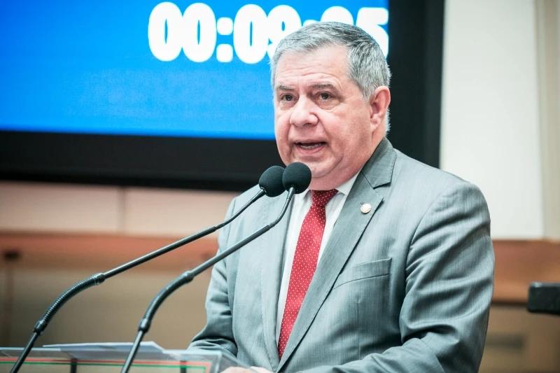 Mário Motta cobra transparência e garantia de direitos a idosos no transporte interestadual