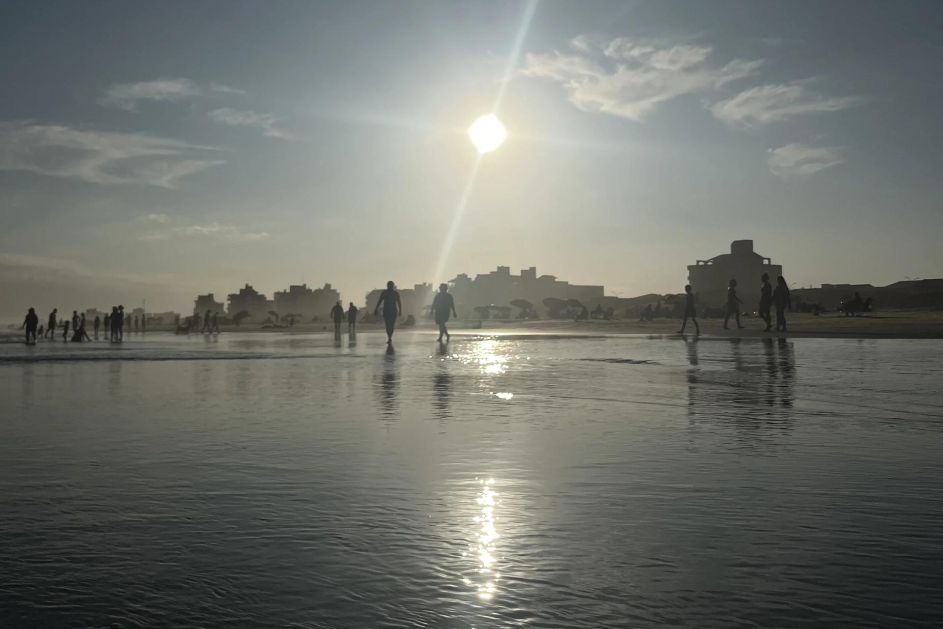 Domingo será novamente marcado por calor e temporais isolados