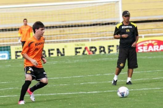 Acompanhe o minuto a minuto de Criciúma 1 x 1 Avaí