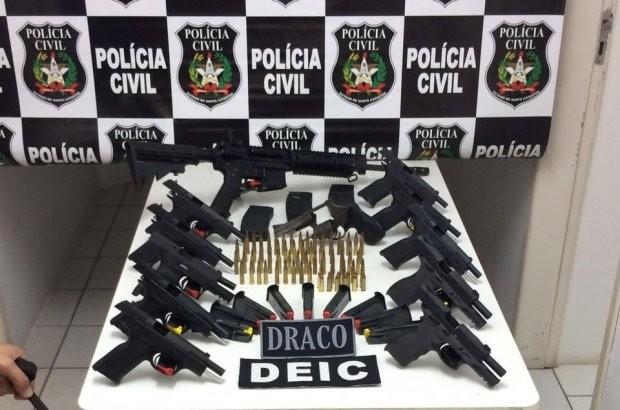Polícia Civil de SC cumpriu mais de 230 mandados de prisão neste ano