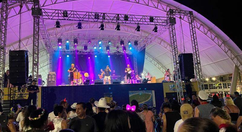 Programação do Carnarroio atrai grande público ao Balneário Arroio do Silva 