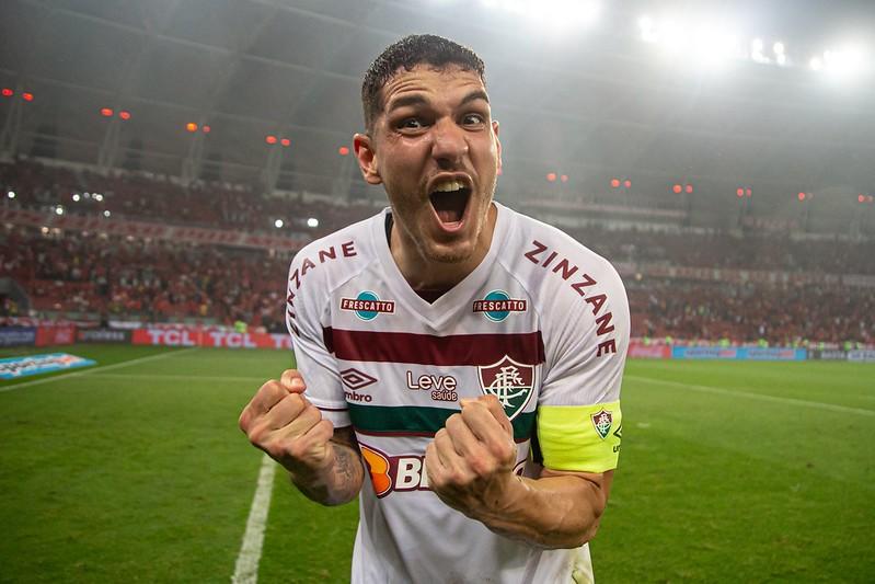 Nino cita começo traumático no Criciúma em carta de despedida no Fluminense