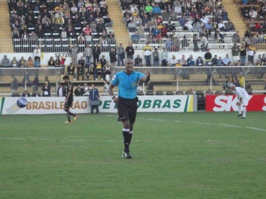 Trio de arbitragem gaúcho comanda Criciúma e Noroeste