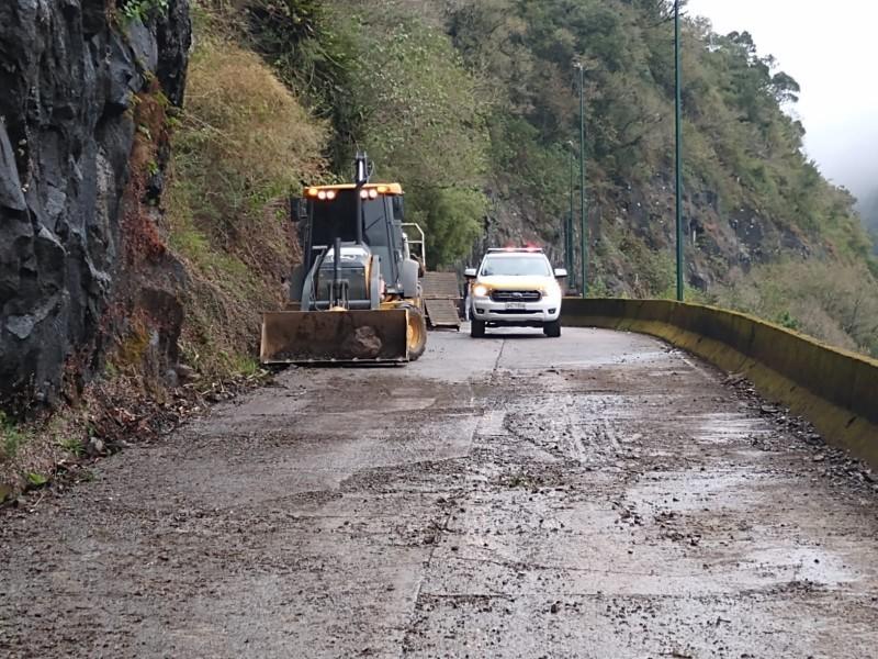 Por conta das fortes rajadas de vento, PMRv reforça atenção no trânsito na Serra do Rio do Rastro