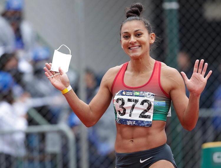 Ana Cláudia Lemos é convocada para o Ibero-Americano