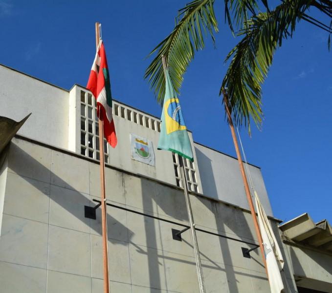 Morro da Fumaça abre Concurso Público e Processo Seletivo