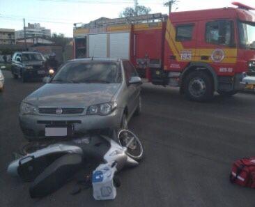 Motociclista fica ferido após colisão com carro em Imbituba 