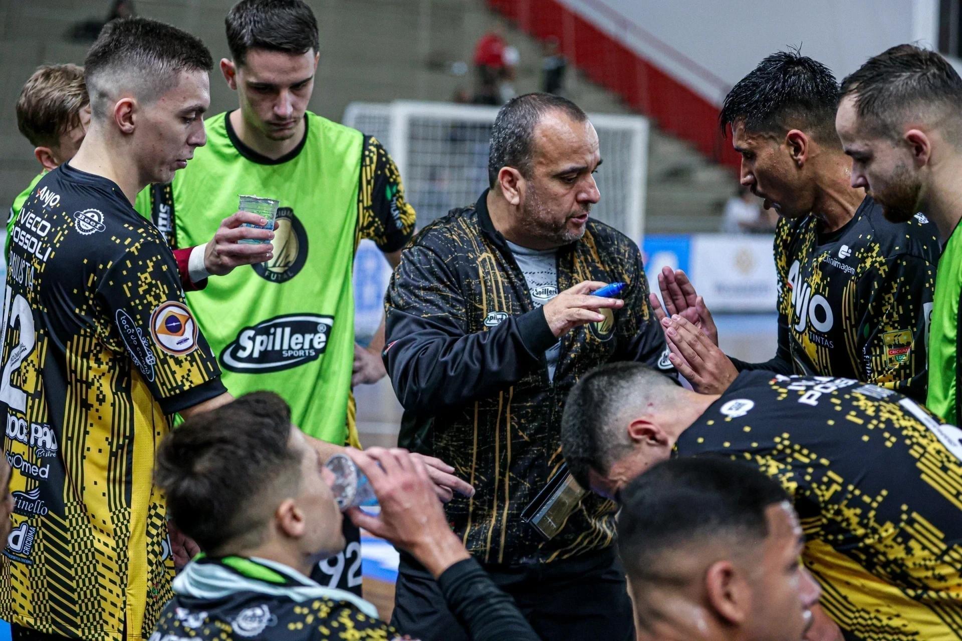 Alexandre Verdieri promete empenho e projeta jogo fora de casa pelo Brasileiro de Futsal
