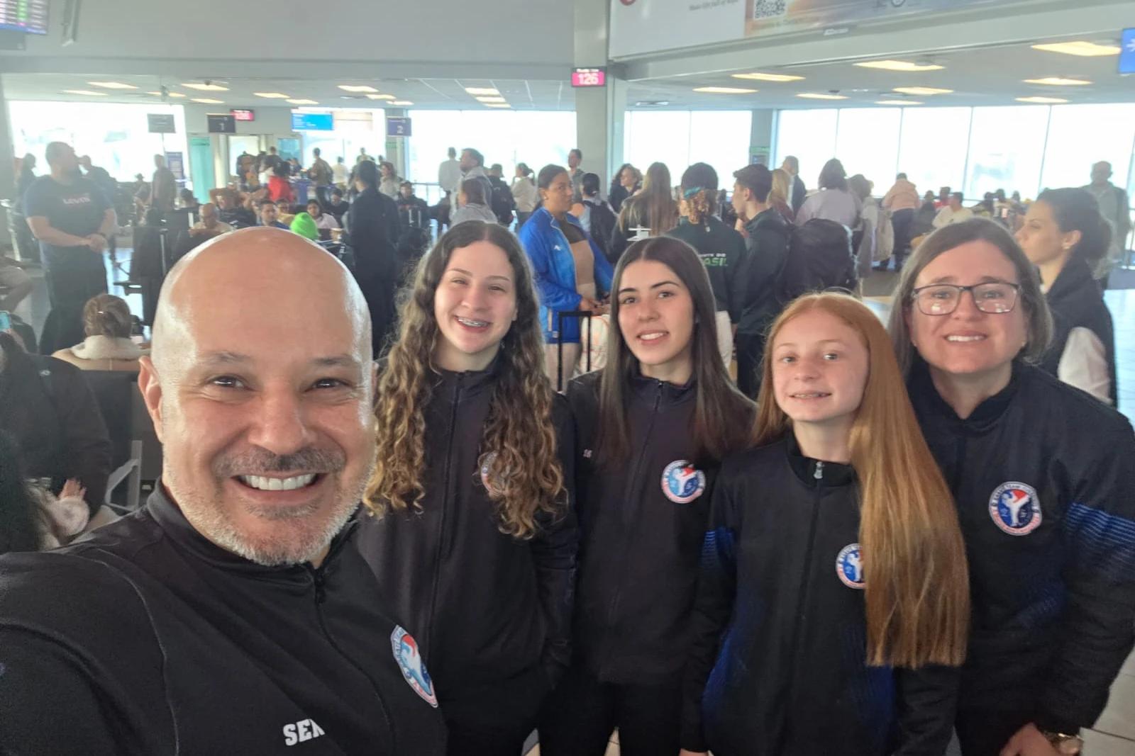 Atletas representam Içara no Pan-Americano de Karatê na Costa Rica