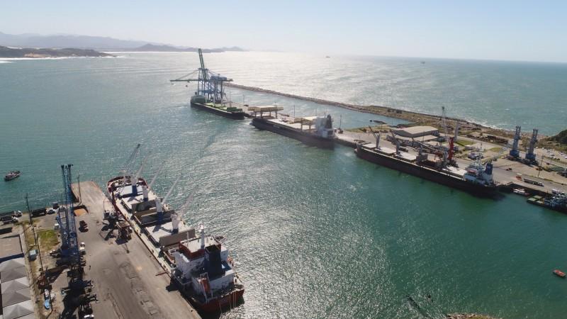 Movimentação de cargas no Porto de Imbituba cresce 12,4% em novembro