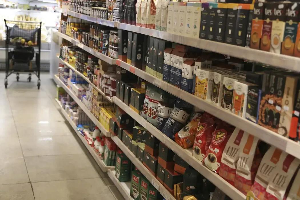 Preço da cesta básica cai em 24 capitais em agosto