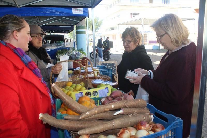 Segunda edição da Feira da Agricultura Familiar, Pesca e Artesanato reúne moradores n