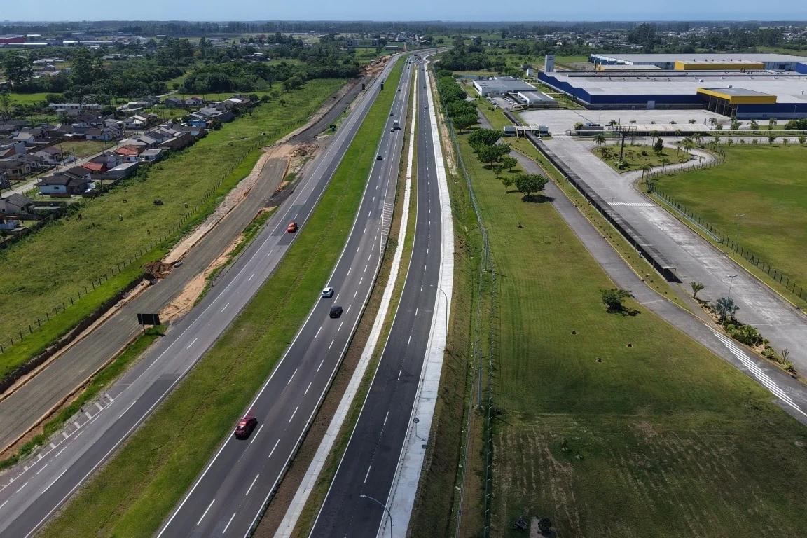 Mais um trecho da marginal Sul da BR-101 em Araranguá é liberado
