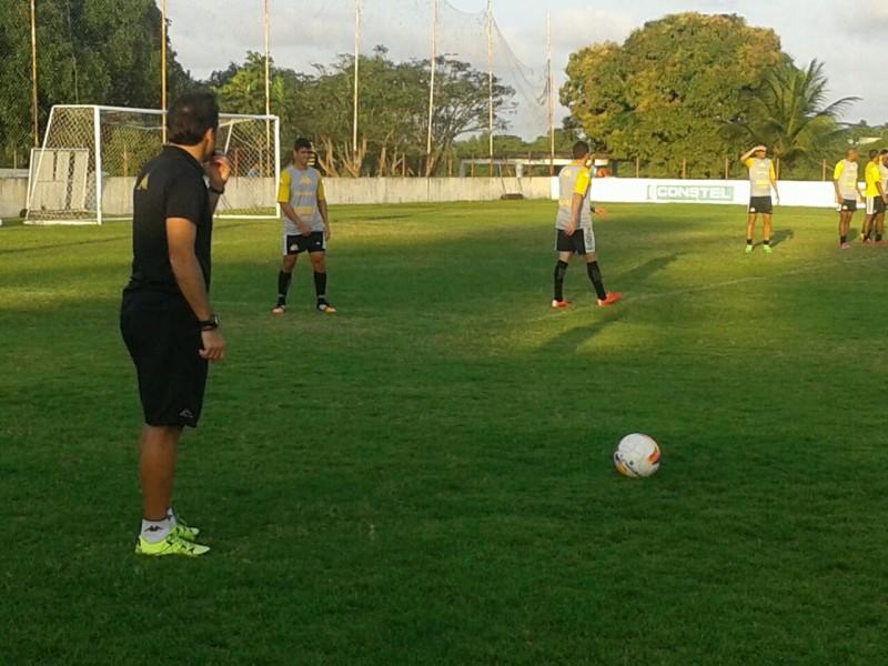 Em Natal, Petkovic encaminha time para enfrentar o ABC