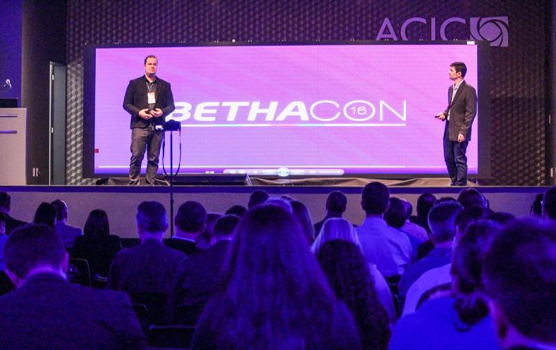 Palestras de negócios evidenciam tendências da área de tecnologia