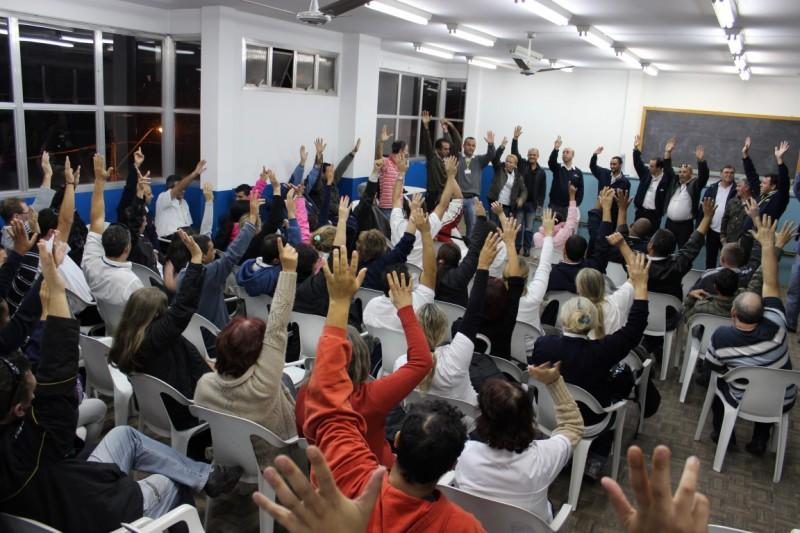 Greve por tempo indeterminado no transporte coletivo