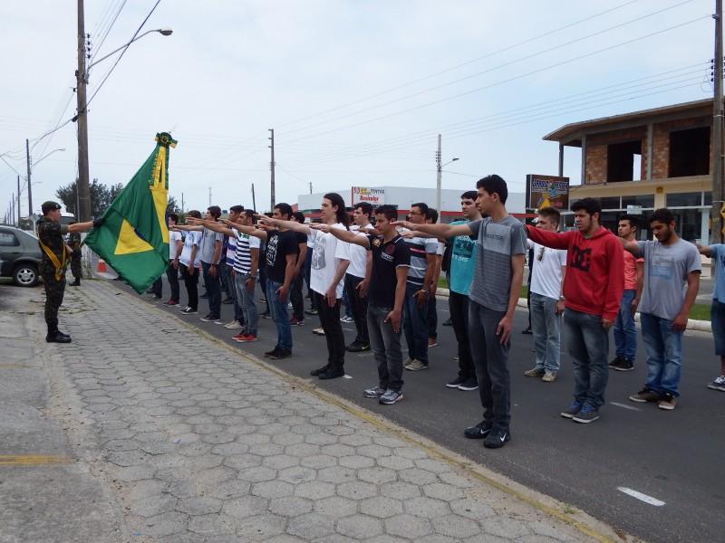 Junta de Serviço Militar convoca alistados que ainda não retiraram o documento