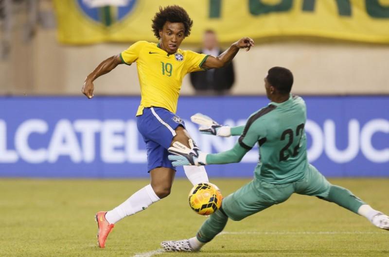 Brasil vence amistoso contra o Equador