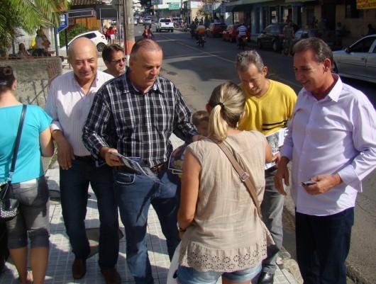 Márcio e Coral visitam comércios de Criciúma