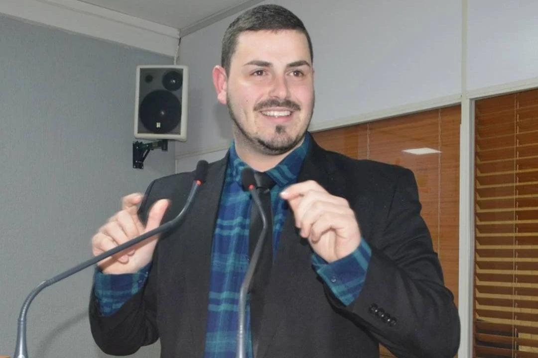 Vereador denunciado em CIP se compara a Bolsonaro e diz ser alvo de julgamento político