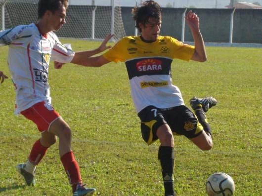Juniores do Tigre testam o Hercílio