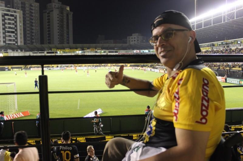 Carvoeiros apoiam Tigre do início ao fim