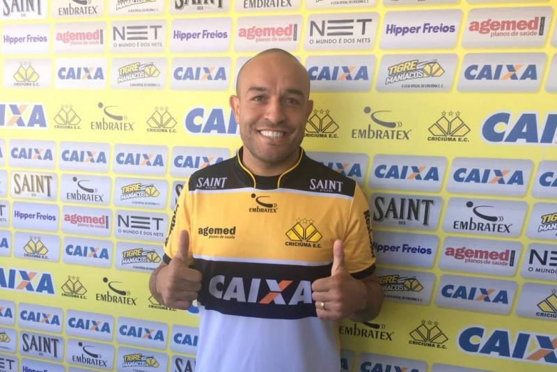 Novo reforço, Melo afirma que experiência no Tigre será “a melhor da vida"