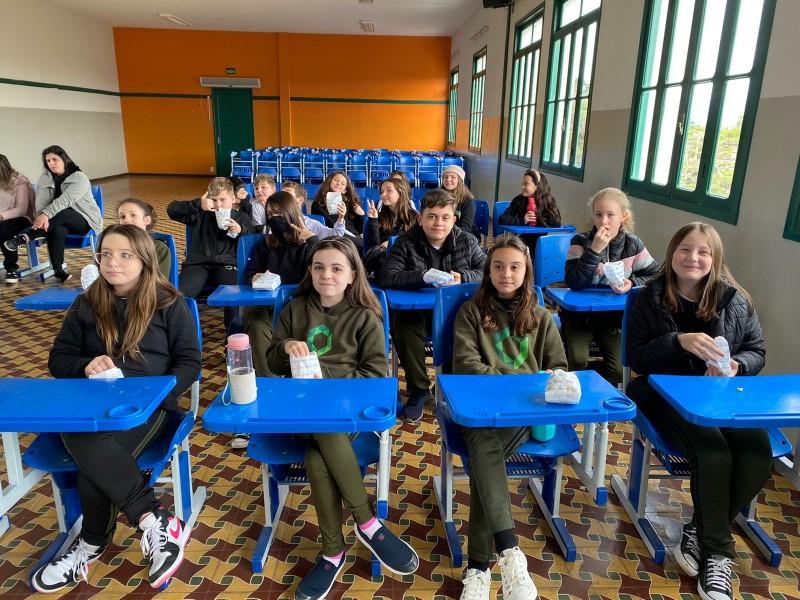 Dia do Estudante é comemorado no Colégio Satc