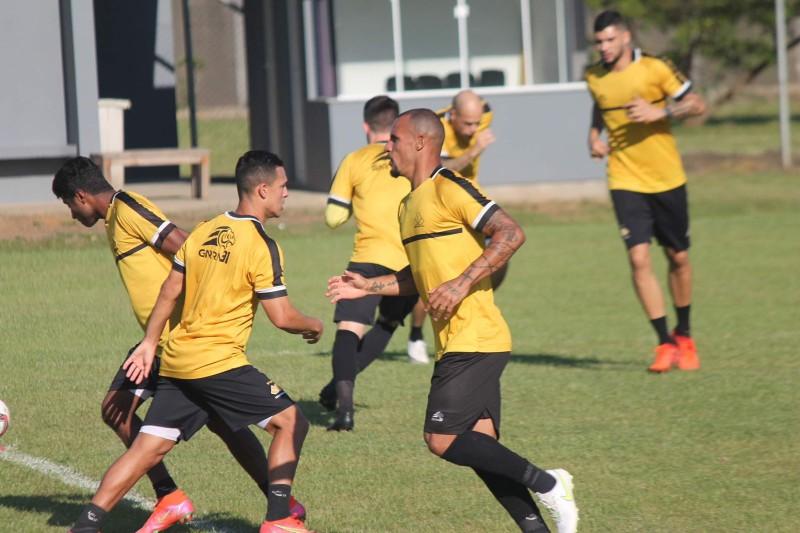 Direção do Criciúma faz treino aberto à torcida nesta quarta-feira no HH 