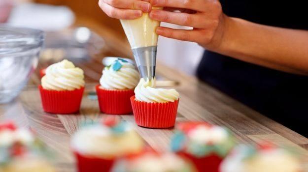 Senai oferece cursos de curta duração na área de confeitaria e padaria