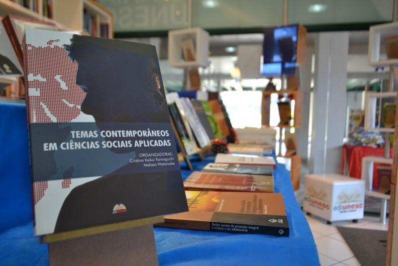 Unesc lança obra sobre Ciências Sociais Aplicadas