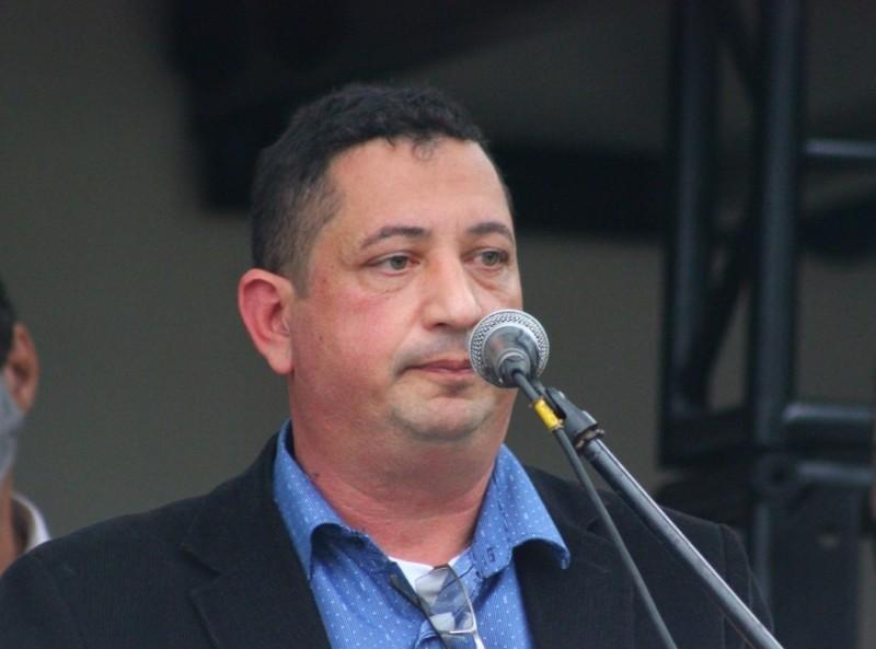 Fernando de Fáveri deixa prisão após decisão do TJSC