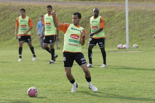 Com o retorno de Matheus e Fransérgio, tricolor está pronto para encarar o ABC