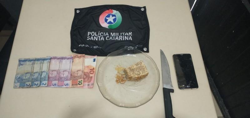 PM apreende droga e prende homem em flagrante no bairro Milanese
